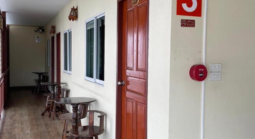 Oyo 799 Pudsadee Hotel Chiang Mai Eksteriør billede
