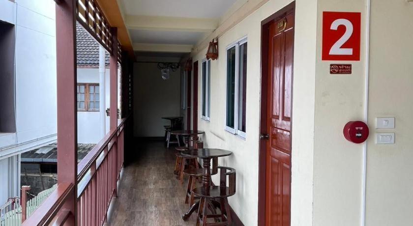 Oyo 799 Pudsadee Hotel Chiang Mai Eksteriør billede