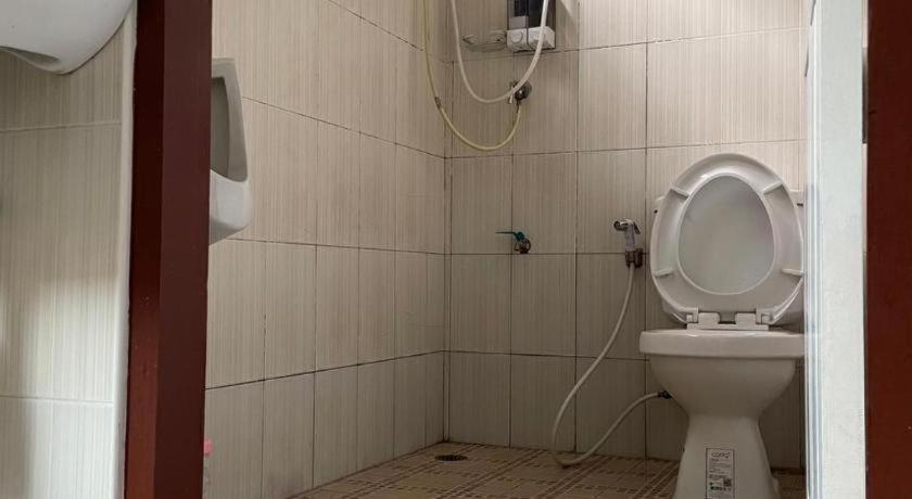 Oyo 799 Pudsadee Hotel Chiang Mai Eksteriør billede